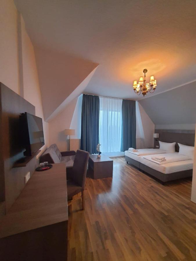 Hotel Knoepel Wismar Luaran gambar
