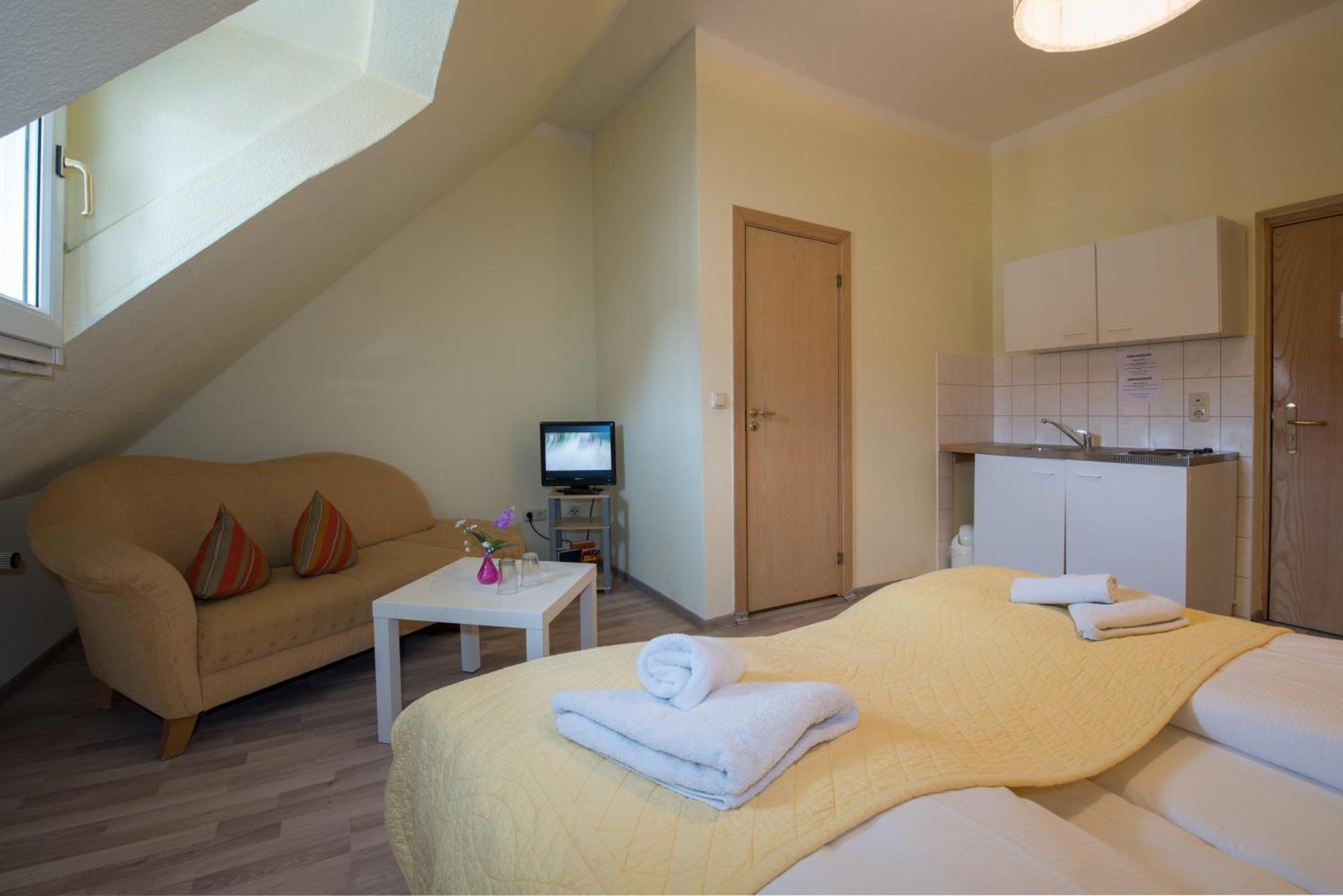 Hotel Knoepel Wismar Luaran gambar