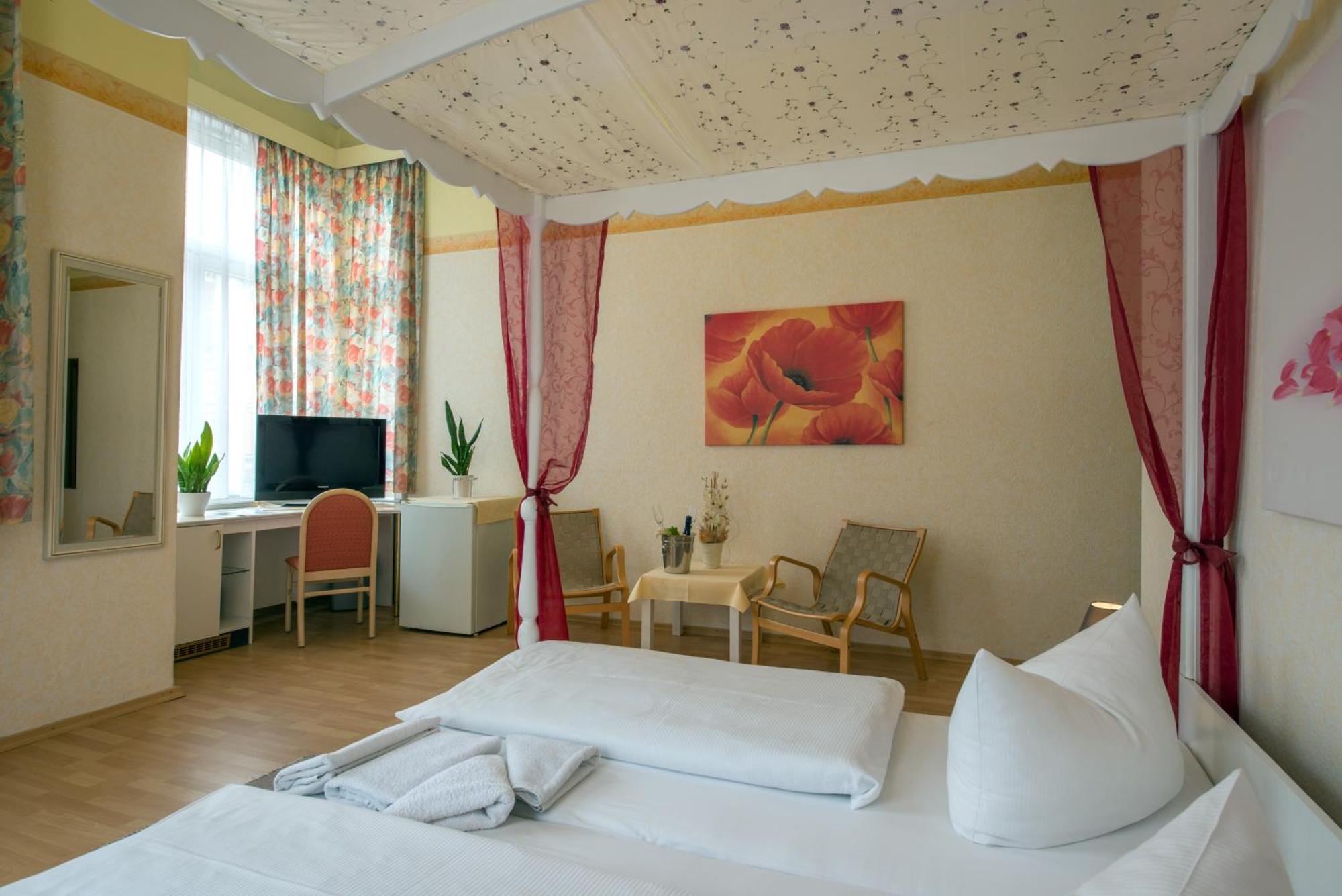 Hotel Knoepel Wismar Luaran gambar