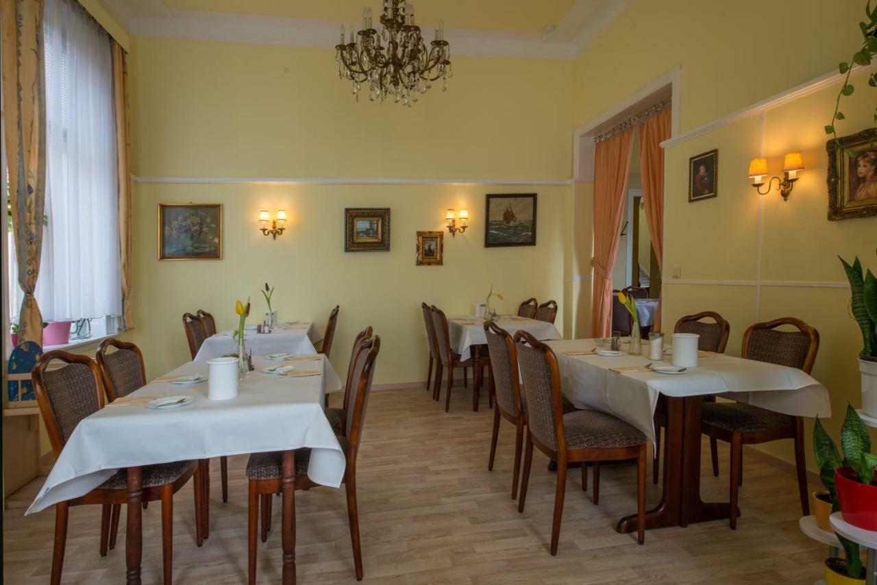 Hotel Knoepel Wismar Luaran gambar